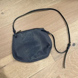 Little Leffner rare pebble crossbody bag peacock blue lizard